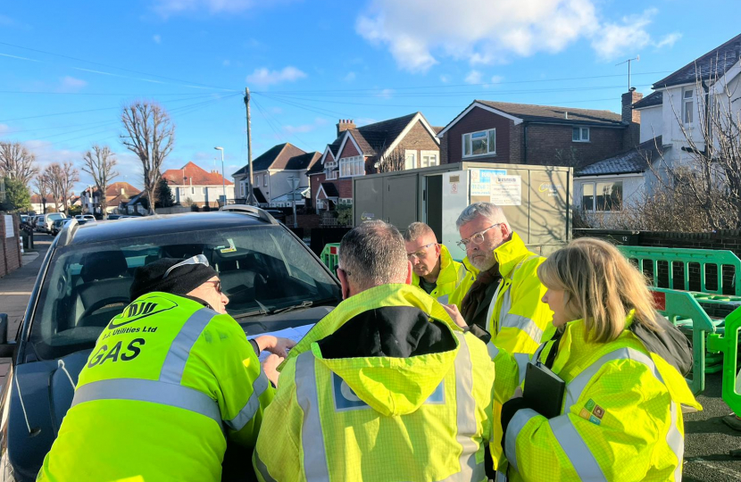 Onsite with SGN roadworks, Broadwater Road 