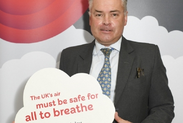 East Worthing and Shoreham MP urges constituents and government to do more on Clean Air Day for heart health