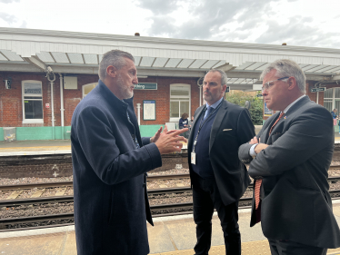 TL Worthing Station